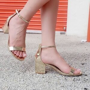 Women's Gold Patent Open Round Toe Ankle Strap Low Chunky Heel Sandals